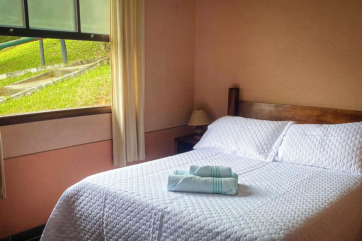 Standard Room | Hypo-allergenic bedding, travel cot, free WiFi, bed sheets