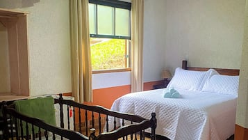 豪華小木屋 | 防敏寢具、可攜式嬰兒床、免費 Wi-Fi、床單