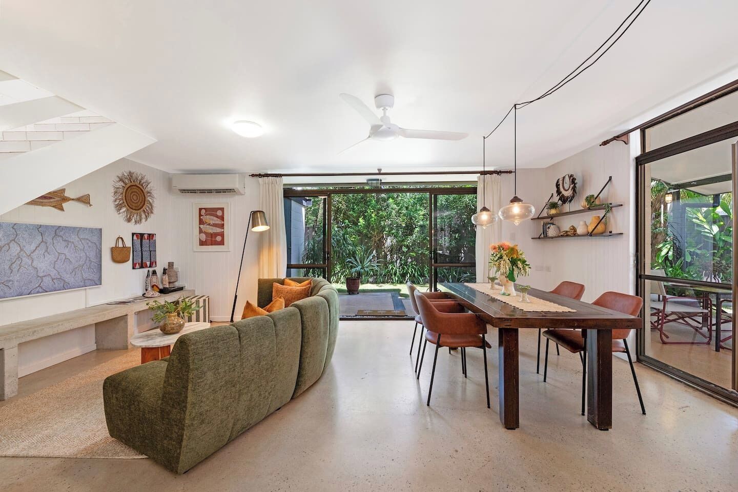 Villa Palma A Leafy Chic Retreat By The Foreshore - Darwin