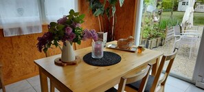 Dining - Gite in the city as in the country! (Strasbourg)