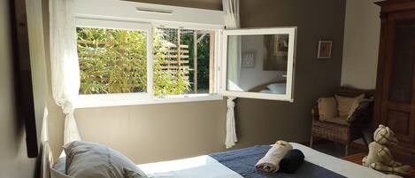 2 bedrooms, iron/ironing board, travel crib, free WiFi