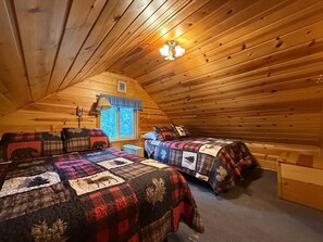 3 bedrooms, travel crib, free WiFi, bed sheets
