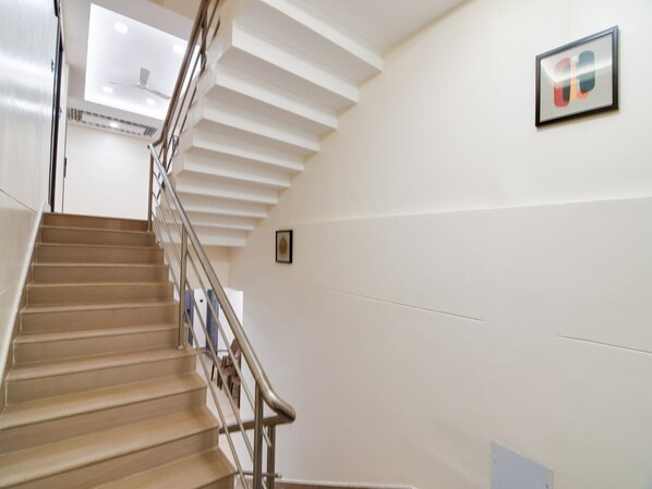 Interior - Super Townhouse OAK Sayhallo Ecstasy (Bhubaneshwar)
