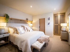 5 bedrooms, individually decorated, individually furnished, free WiFi - Calm Waters Luxury Beach House (Bridlington)