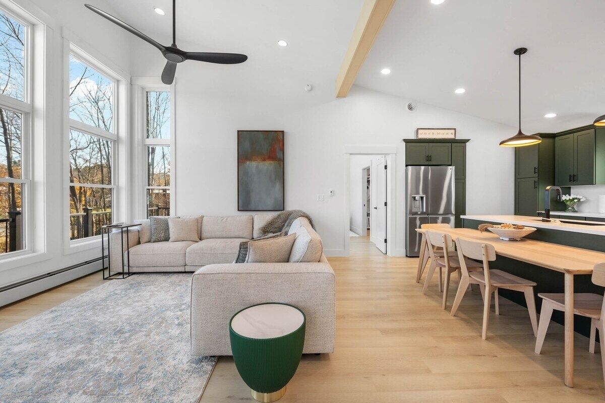 Télévision, baby-foot