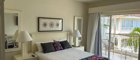 1 chambre, fer et planche à repasser, Wi-Fi, draps fournis