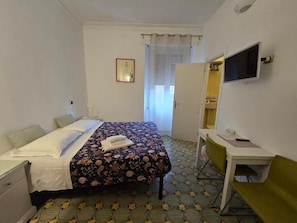 Standard Double Room | Free WiFi