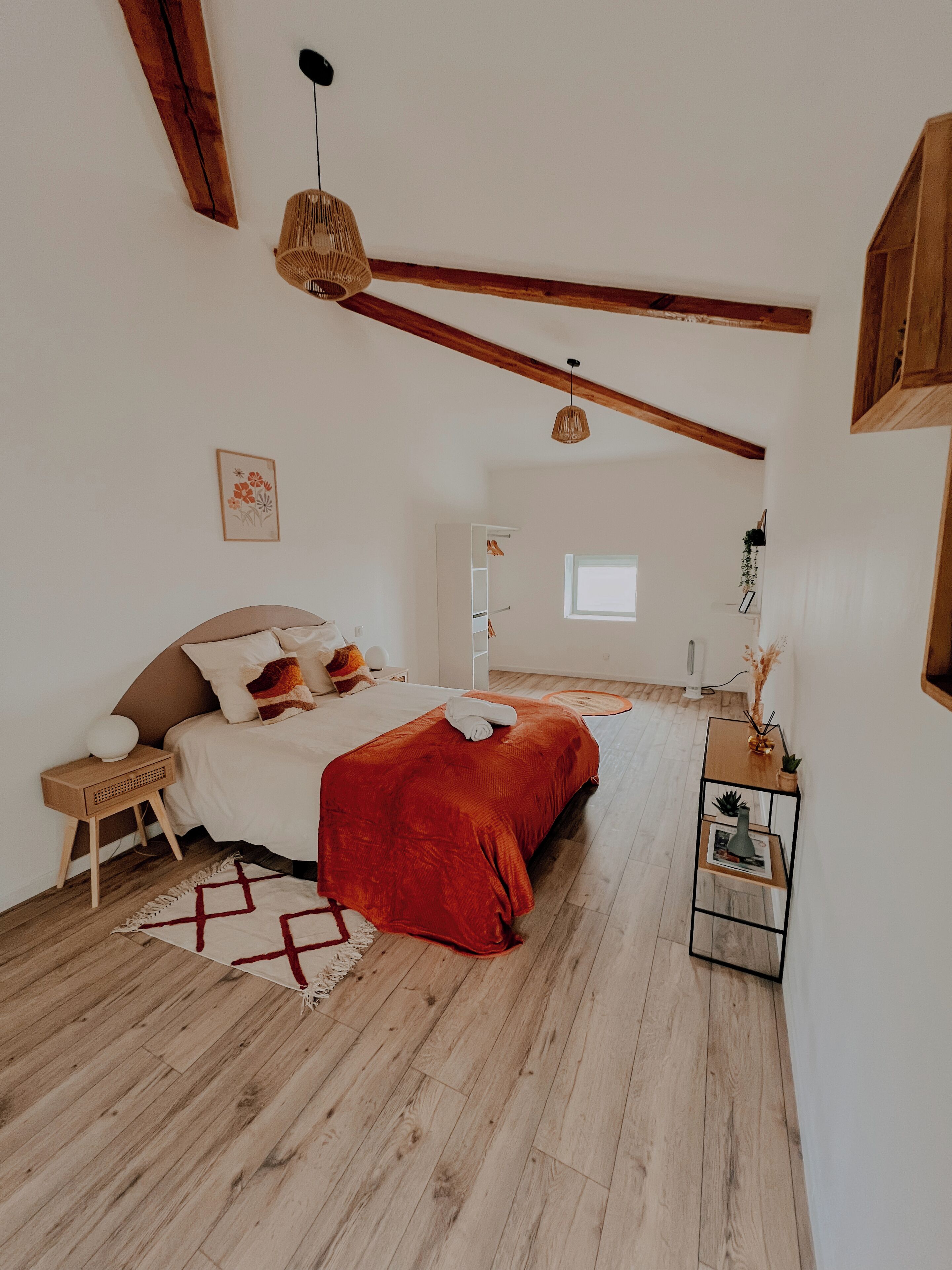 4 bedrooms, free WiFi, bed sheets