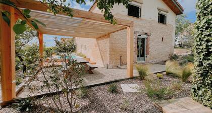 La Maison des Pierres Blondes, vacation home in the countryside!