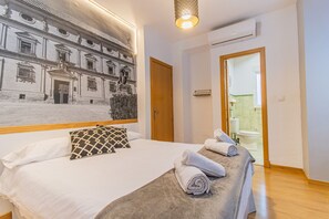 1 makuuhuone, työpöytä, silitysrauta/-lauta, ilmainen Wi-Fi