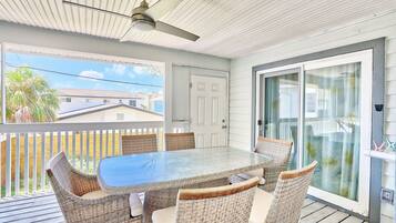 House, Multiple Beds (Beach Please) | Outdoor dining