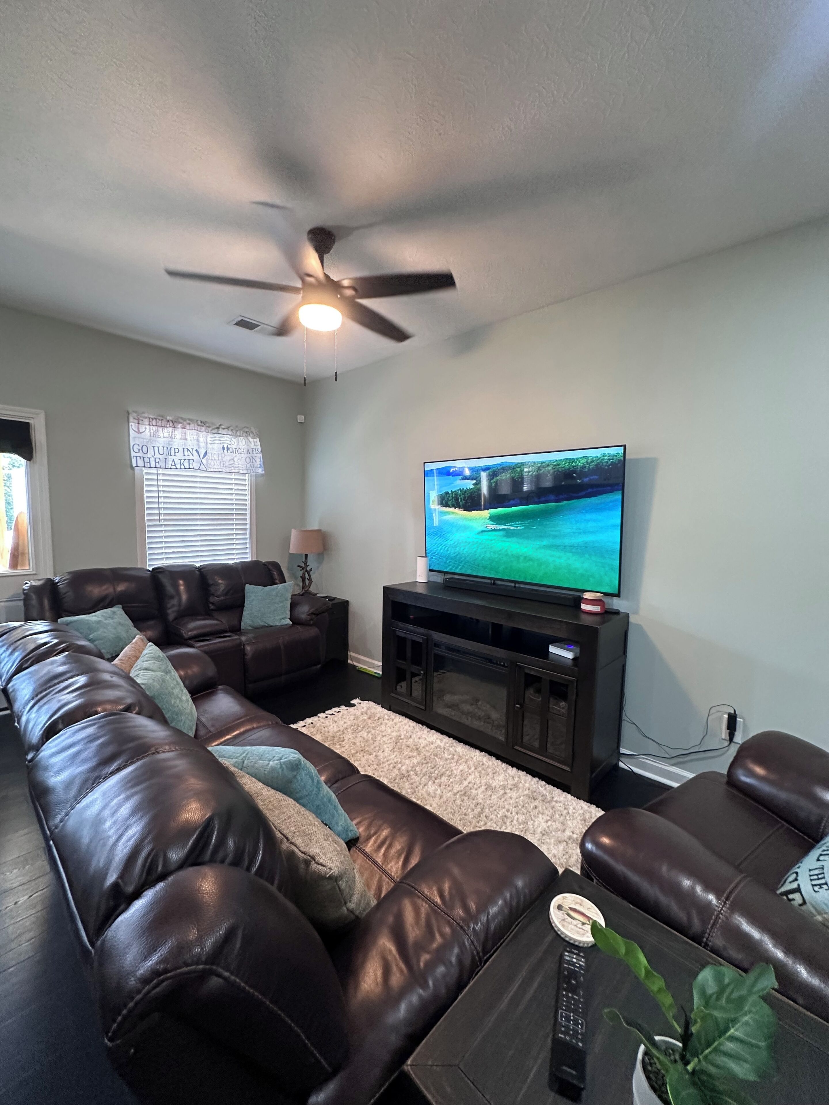 TV connectée, cheminée