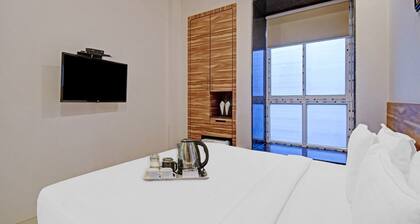 Super Townhouse Hotel All In One