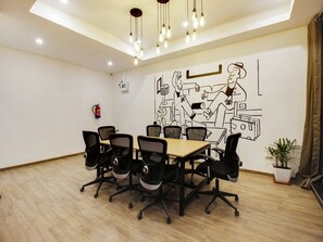 Dining - Super Townhouse Moosapet Rcc Prime (Hyderabad)