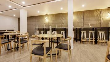 Rumah | Tempat makan