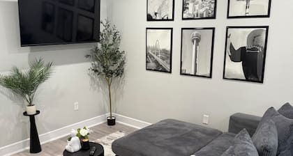 Your Downtown Dallas Escape: Cozy 1BDR • 1BA Steps from Attractions!