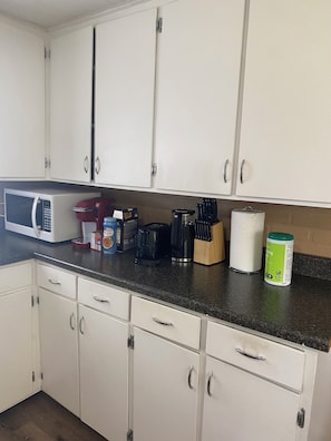 Microwave, stovetop, dishwasher