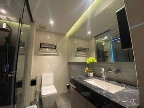 Condo, 1 Bedroom, Accessible, Smoking | Bathroom - Breathtaking Sea View Best Stay (Pattaya)