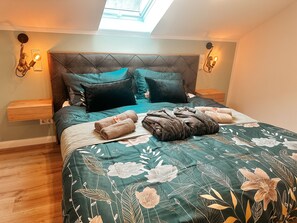 2 dormitorios, cuna de viaje, wifi gratis y ropa de cama