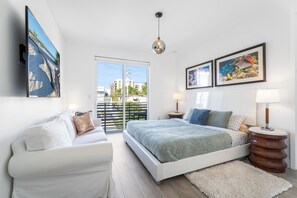 5 bedrooms, iron/ironing board, Internet, bed sheets - Serene 5-bedroom house with heated pool in Miami (Miami)