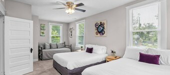 Master Classic-1 8 mi to Augusta National Golf Co