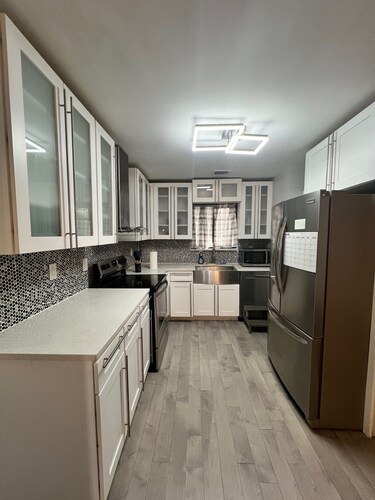 Charming 3BR Home in Massapequa – Quiet, Clean & Comfortable