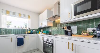 Emerald House by Tŷ SA