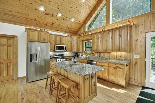 New! Sunrise Decks & Stargazing•Hot Tub•Game Room