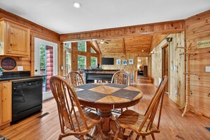 تناول الطعام