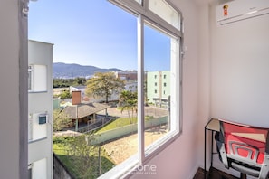 Basic Apartment | Interior