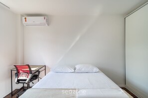 Apartamento básico | Escritorio