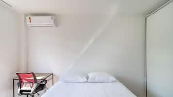 Apartamento básico | Escrivaninha