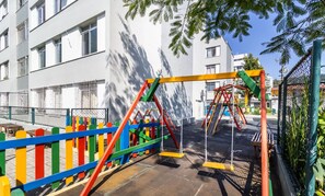 Basic Apartment | Children's area