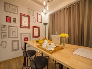 House | Dining