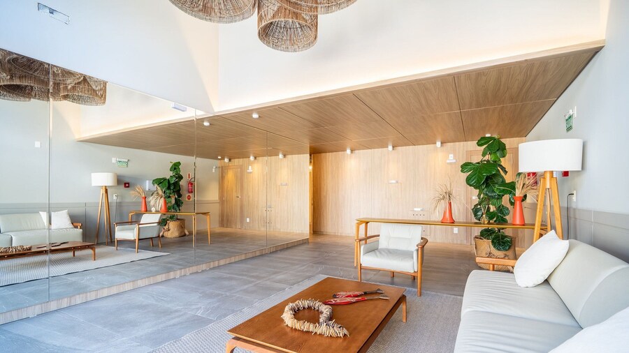 Apartment w/ Barbecue 150m the Beach Jurere Ran203