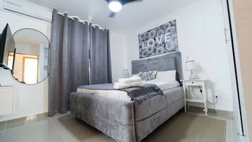 3 soverom, strykejern/-brett, wi-fi og sengetøy