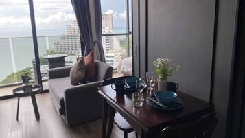 Apartment, 1 Schlafzimmer, barrierefrei, Raucher | Balkon
