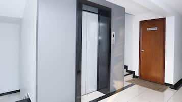 House | Reception
