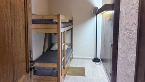WiFi - 100m from ski lifts, Ground floor, view mountain, terrace, tv, 35m², Saint Gervais (Saint-Gervais-les-Bains)
