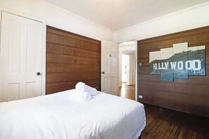 4 dormitorios, tabla de planchar con plancha, wifi y ropa de cama