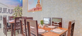 Collection O SV Grand Patancheru