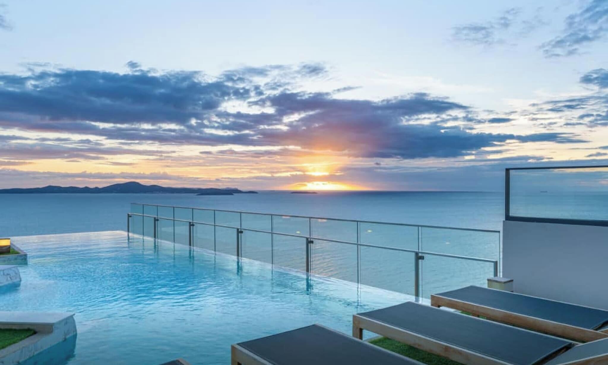 Condo, 1 Bedroom, Accessible, Smoking | Pool | Outdoor pool