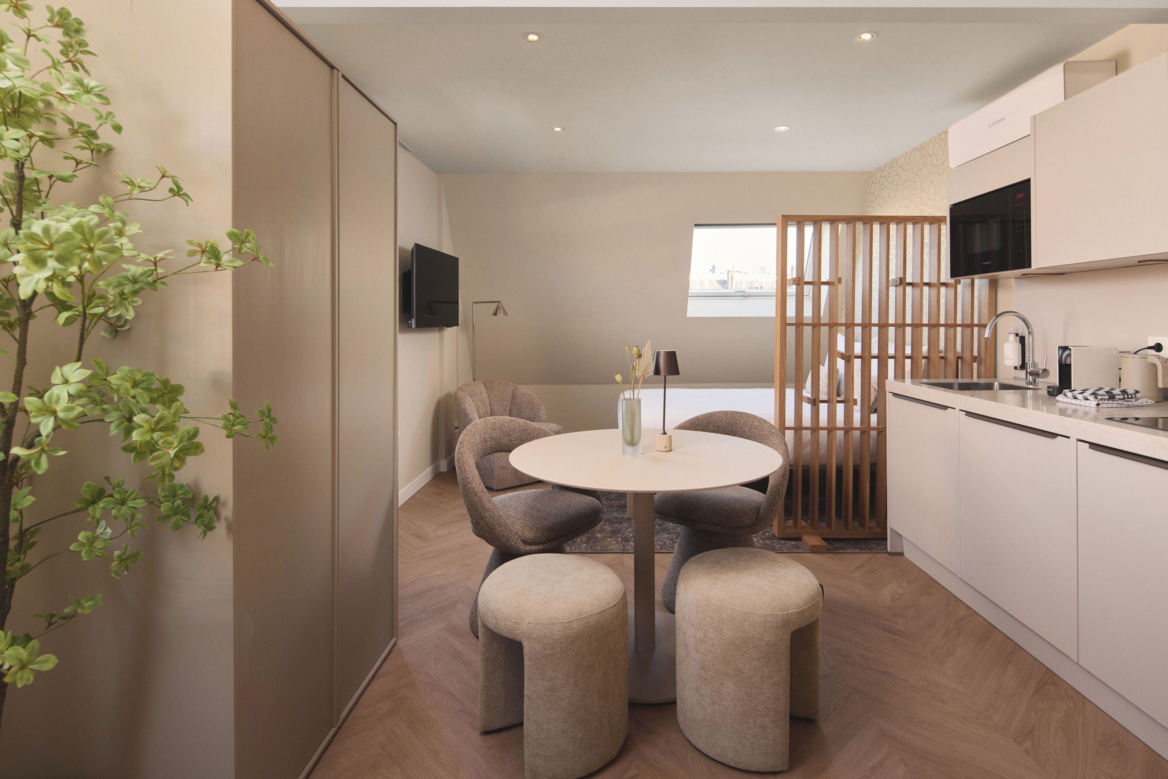 Deluxe Quadruple Room | Free WiFi