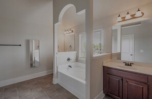 SĂšche-cheveux, serviettes fournies, savon, papier toilette