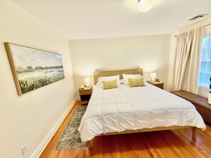 3 chambres, fer et planche à repasser, Wi-Fi, draps fournis