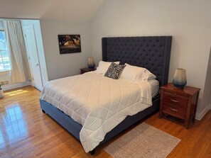 3 bedrooms, iron/ironing board, WiFi, bed sheets - NEW" Cozy pristine home in Mountainside NJ, Mins to NYC free coffee, Smart Tvs + (Mountainside)