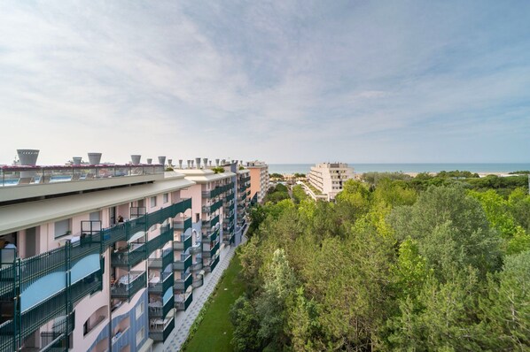 Apartment, 2 Bedrooms, Terrace, Garden View | Exterior