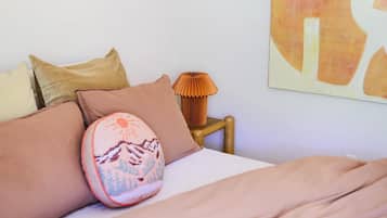 4 slaapkamers, een strijkplank/strijkijzer, wifi, beddengoed