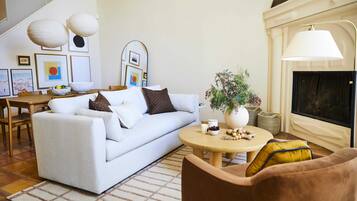 Cheminée, chaßne hi-fi