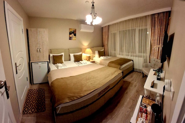 Standard Triple Room, City View | Free WiFi